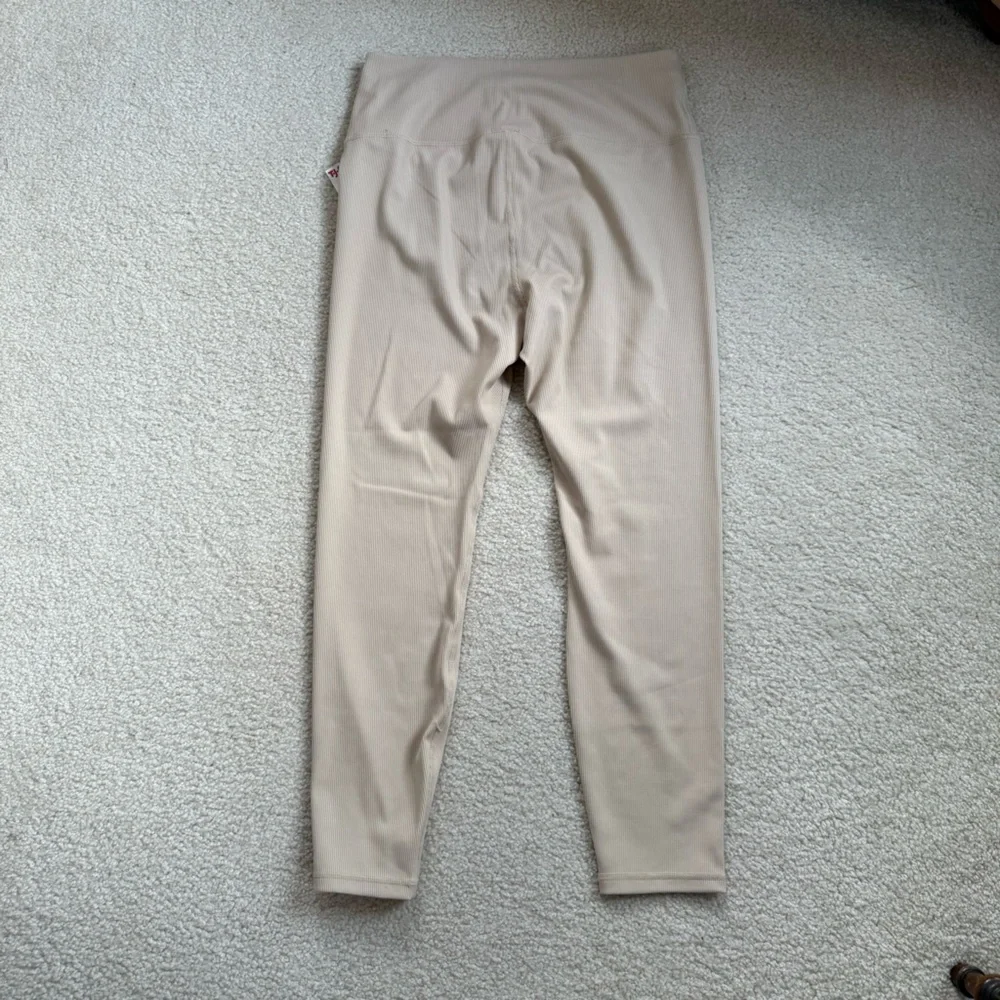NWT matching athletic set jacket and leggings - Picture 9 of 9